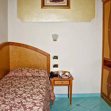Otel Savoia 3*