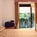 Szálloda Savoia 3*
