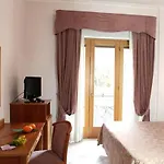 فندق Savoia 3*